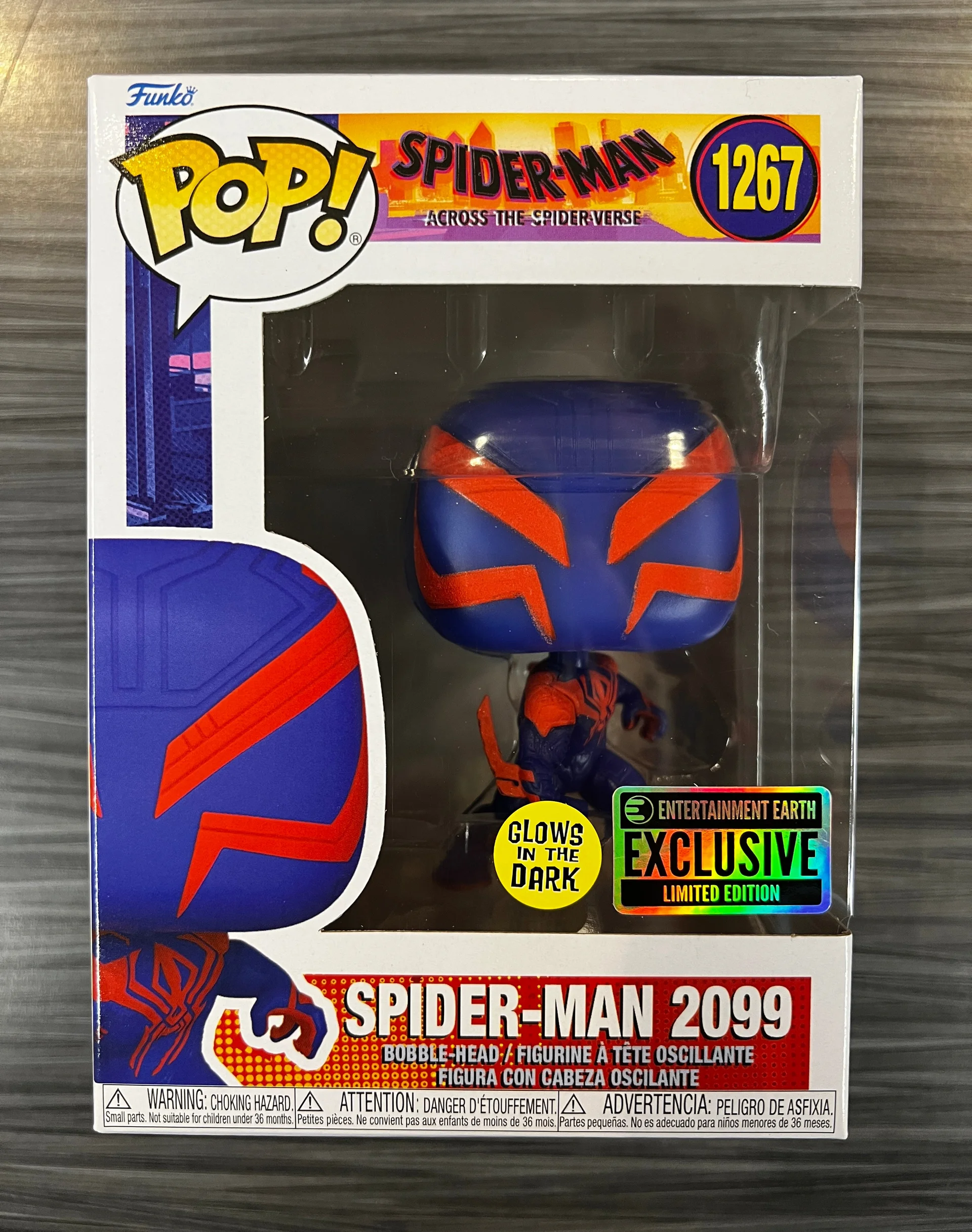Figurka Funko POP! Spider-Man Across The Spider-Verse - Spider-Man 2099 Glow (Entertainment Earth) #1267 *Na zamówienie