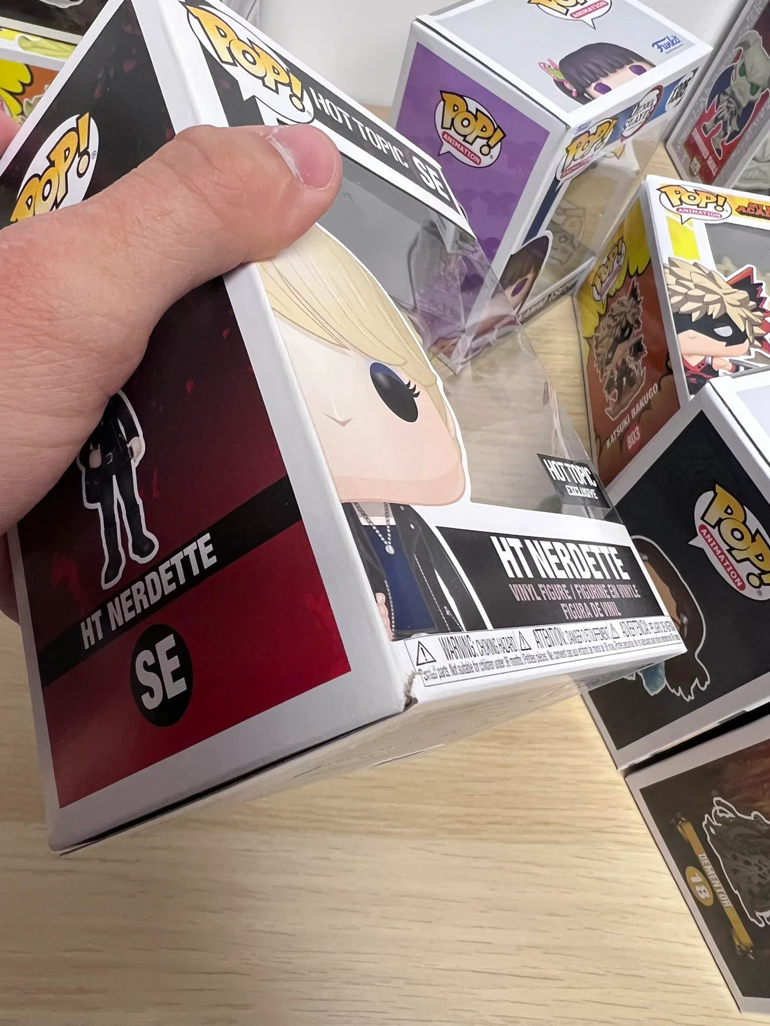 Funko POP! Hot Topic HT Nerdette Hot Topic *Uszkodzony box