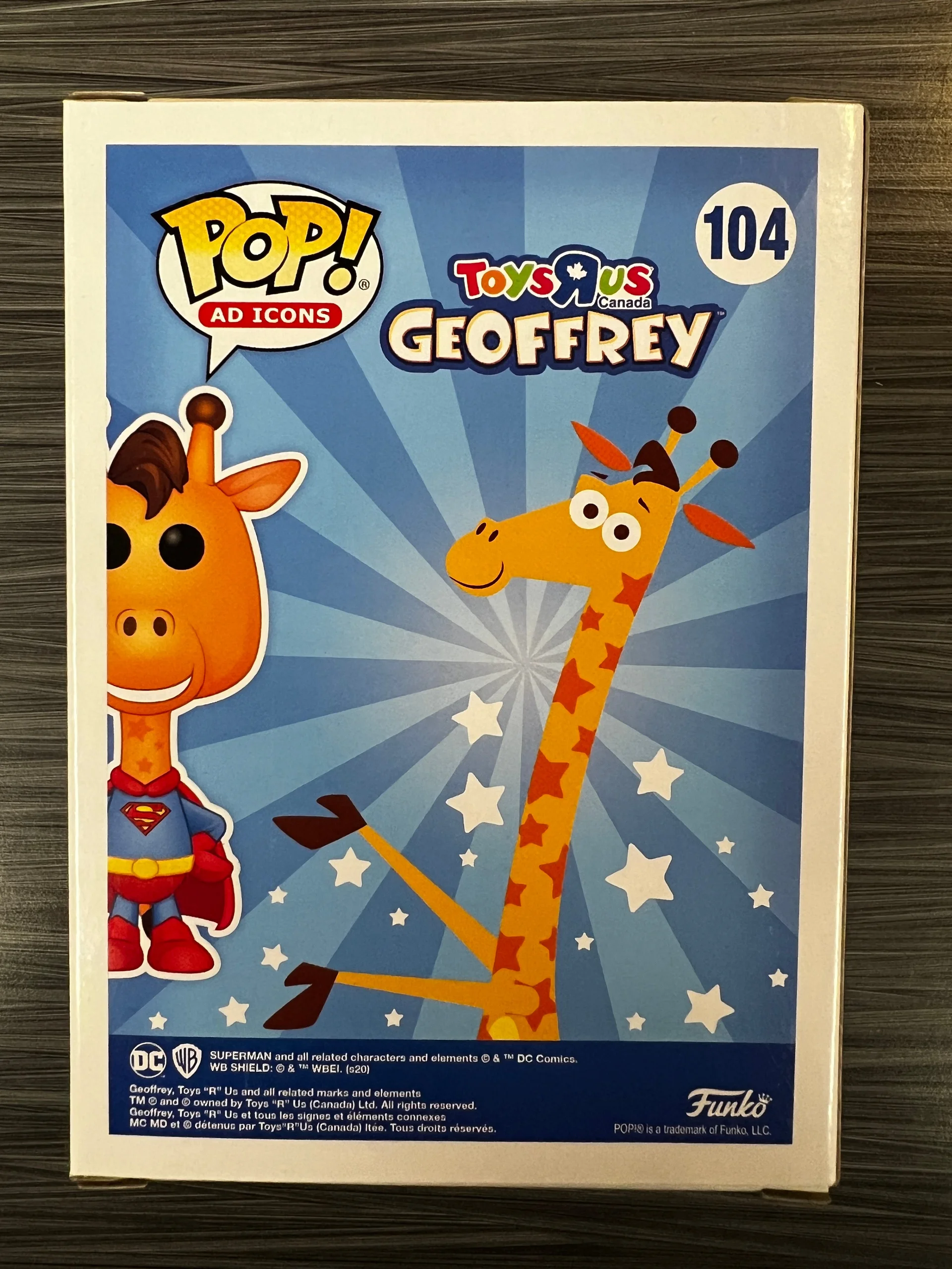 Figurka Funko POP! Ad Icons Toys R Us Dc - Geoffrey As Superman (Toys R Us) #104 *Na zamówienie – zdjęcie 4