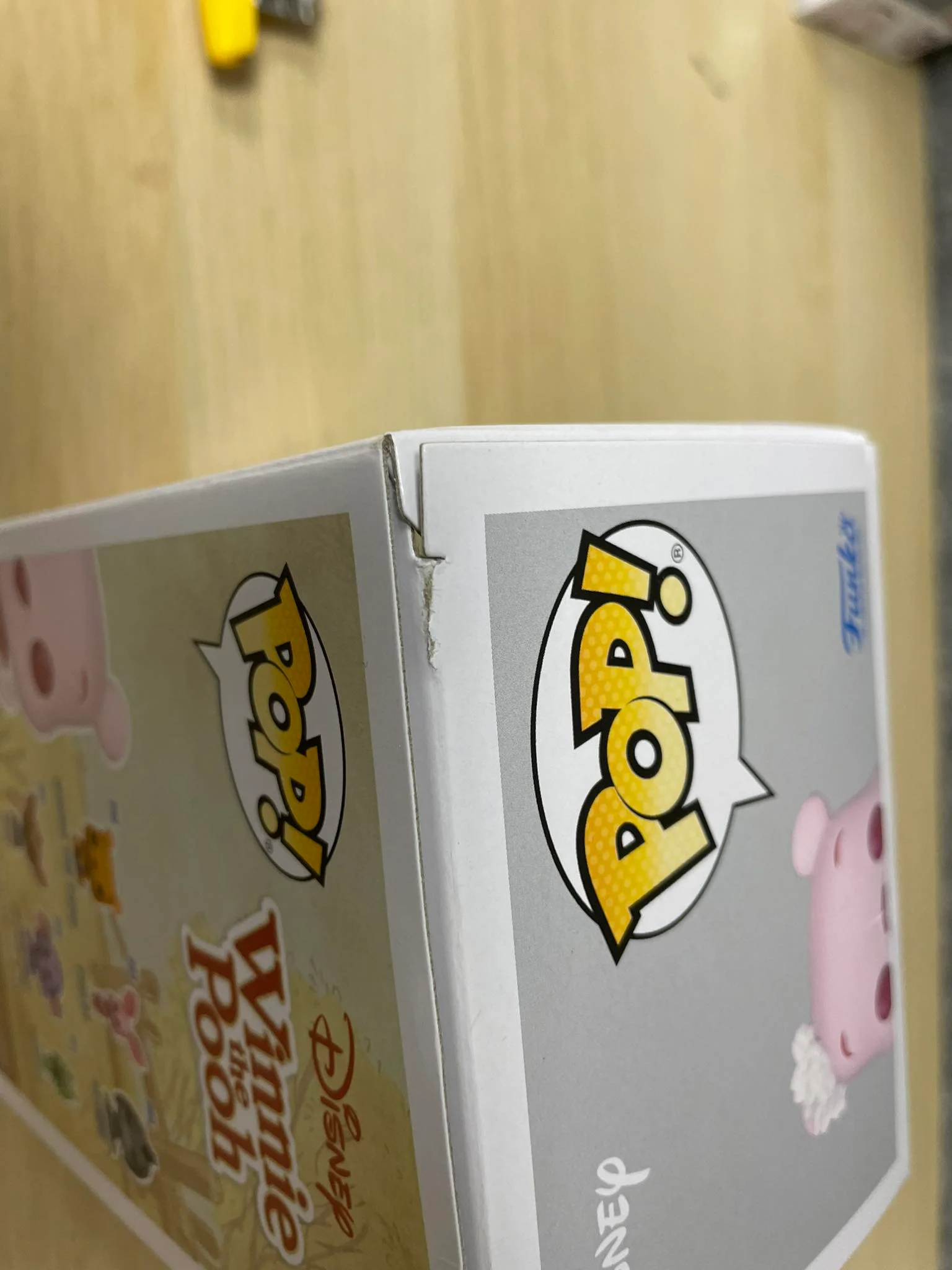 Figurka Funko POP Disney: Winnie the Pooh 1250 Flocked Exclusive (uszkodzenie pudełka) – zdjęcie 2