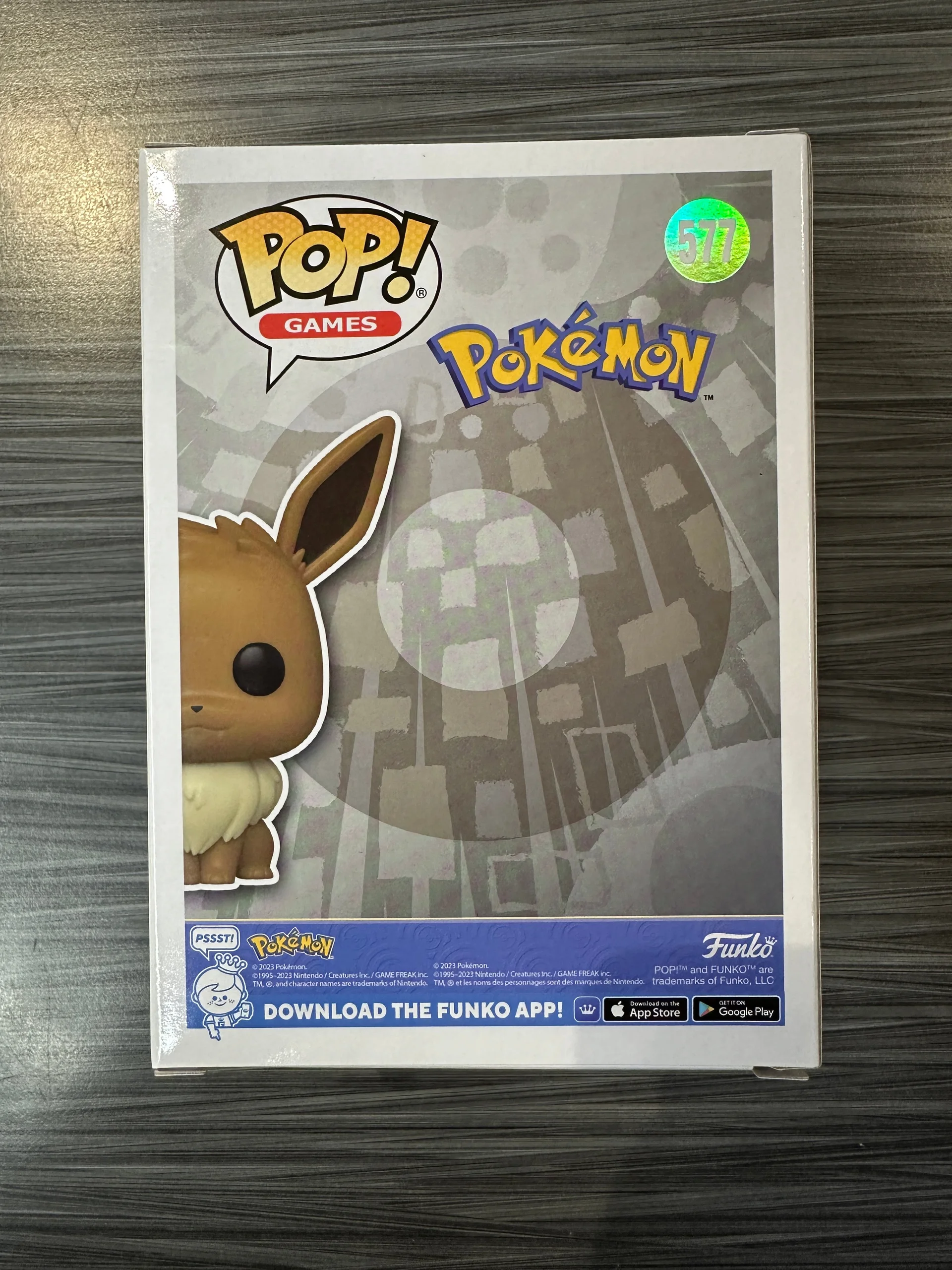 Figurka Funko Pop! Games: Pokemon - Eevee [Pearlescent] (Pokemon Center) #577* Na zamówienie – zdjęcie 4