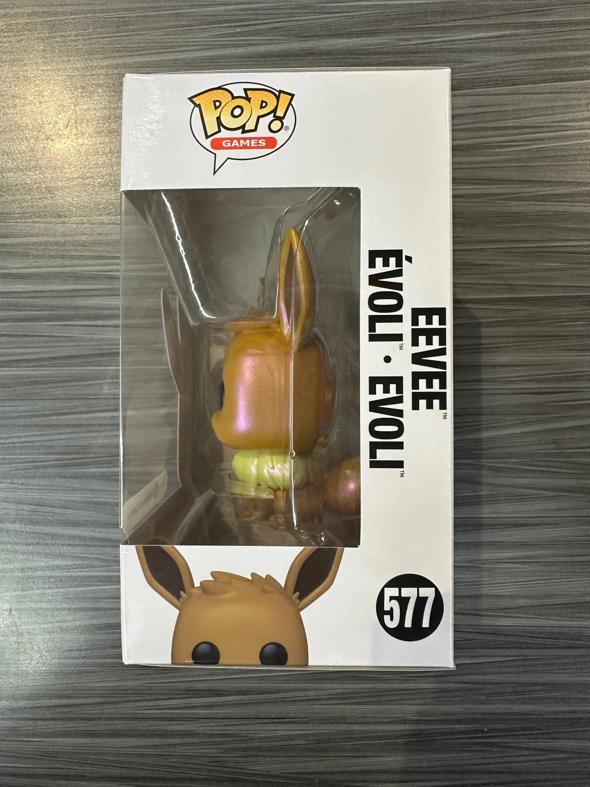 Figurka Funko Pop! Games: Pokemon - Eevee [Pearlescent] (Pokemon Center) #577* Na zamówienie – zdjęcie 3