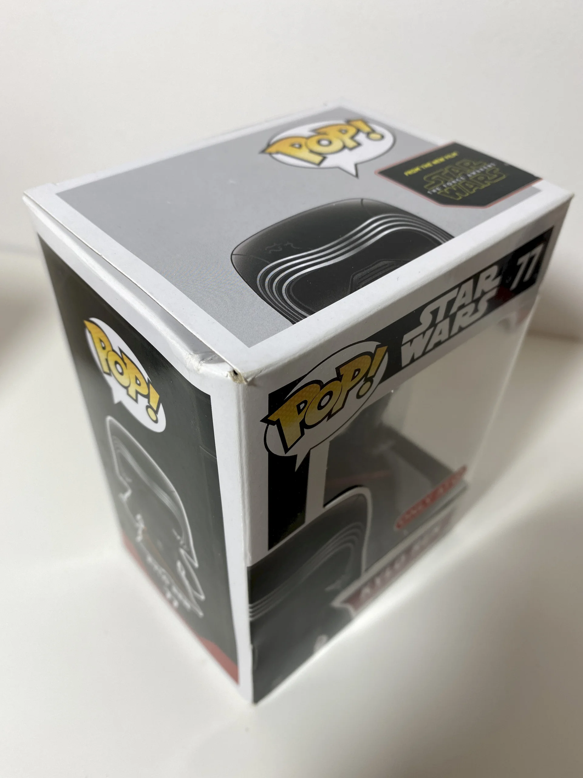 Figurka Funko POP! Star Wars Kylo Ren Target #77 – zdjęcie 2