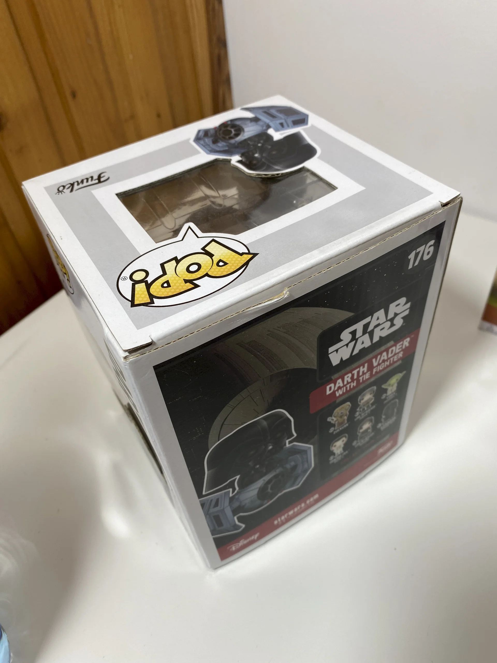 Figurka Funko POP! Star Wars Darth Vader with Tie Fighter Target #176 – zdjęcie 2
