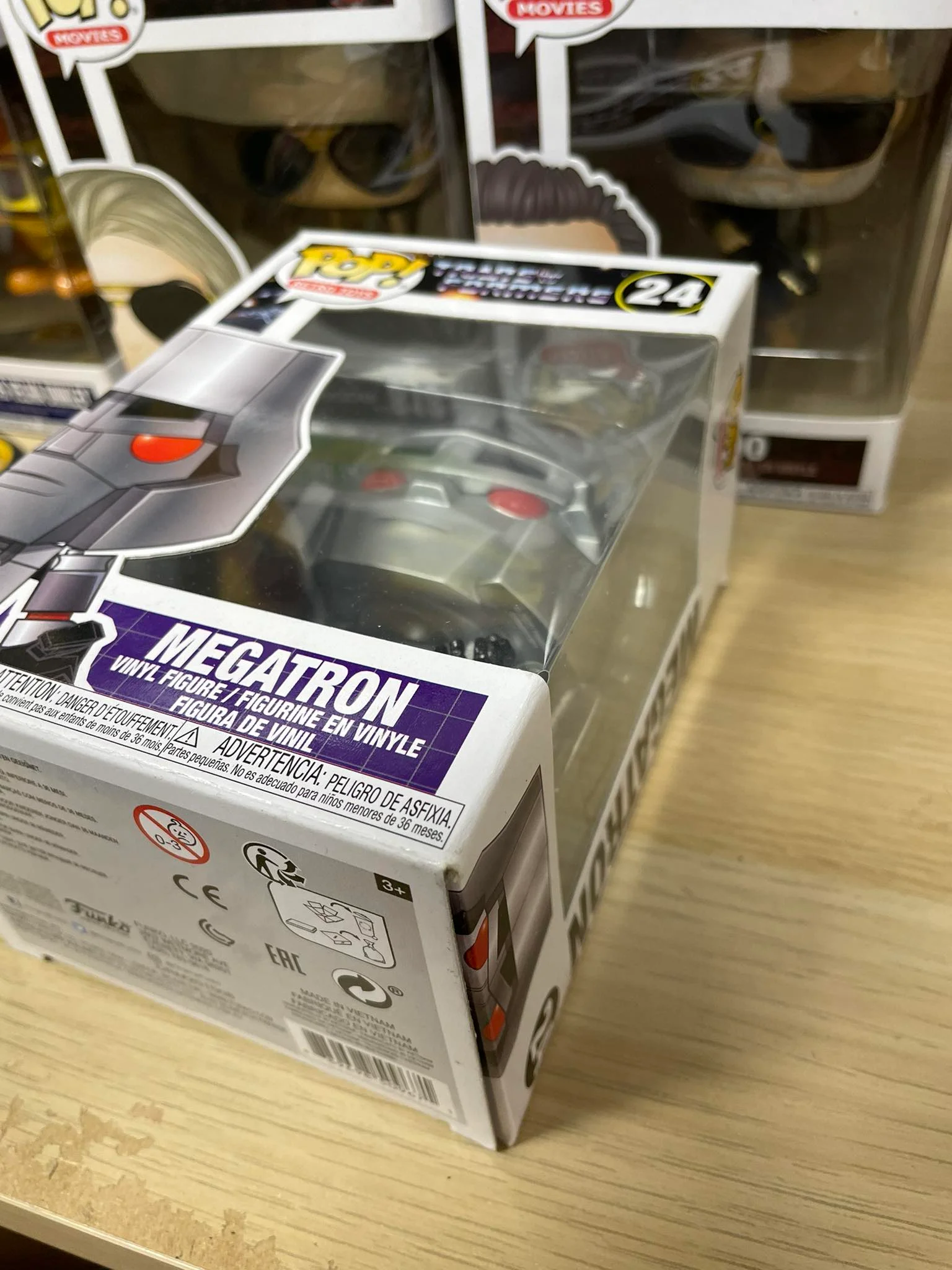 Figurka Funko POP! Transformers Megatron #24 – zdjęcie 2